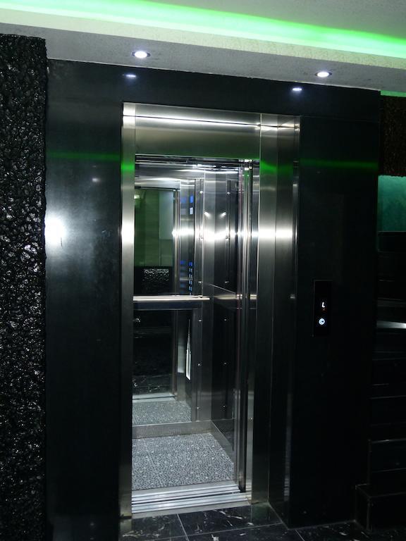 Ag Hotel & Residence Sisli Istanboel Buitenkant foto