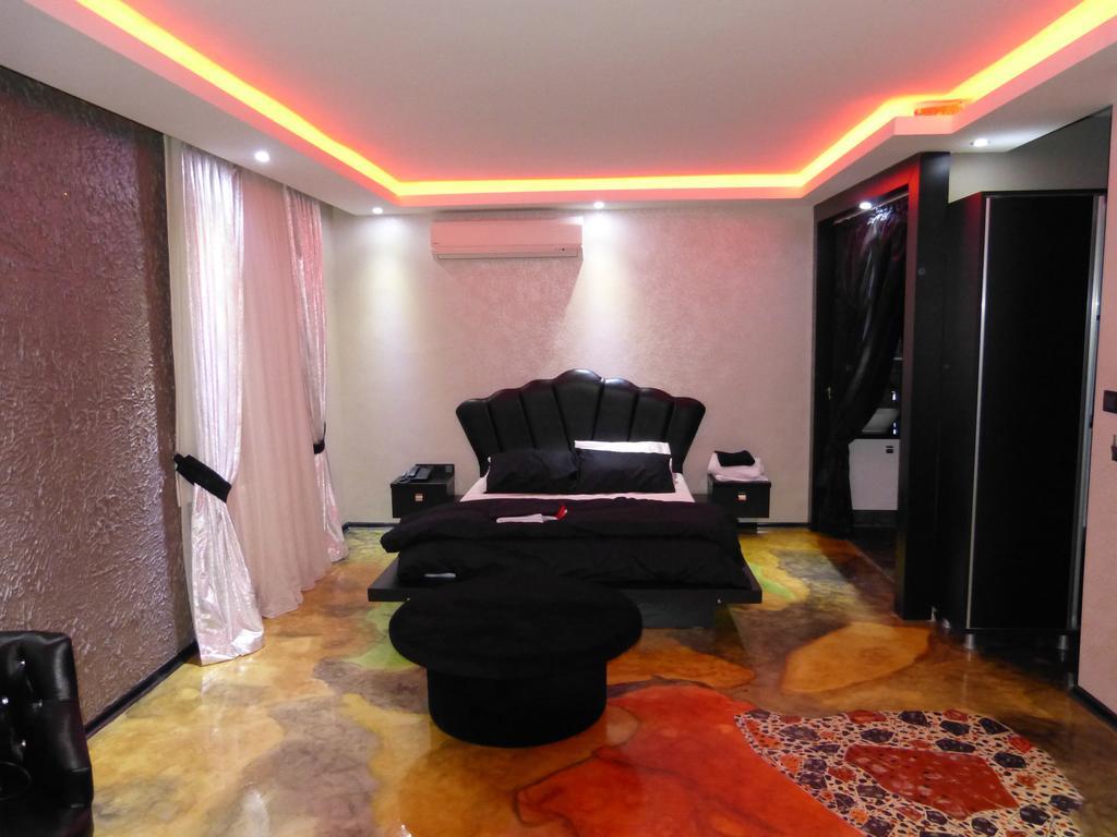 Ag Hotel & Residence Sisli Istanboel Buitenkant foto