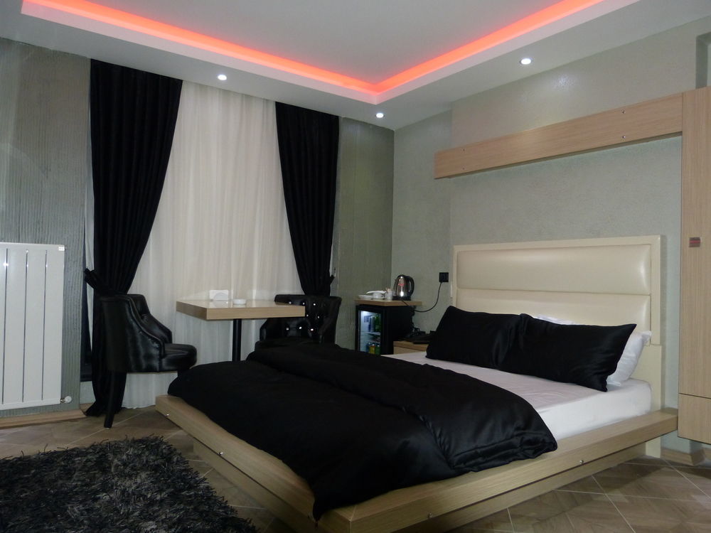 Ag Hotel & Residence Sisli Istanboel Buitenkant foto