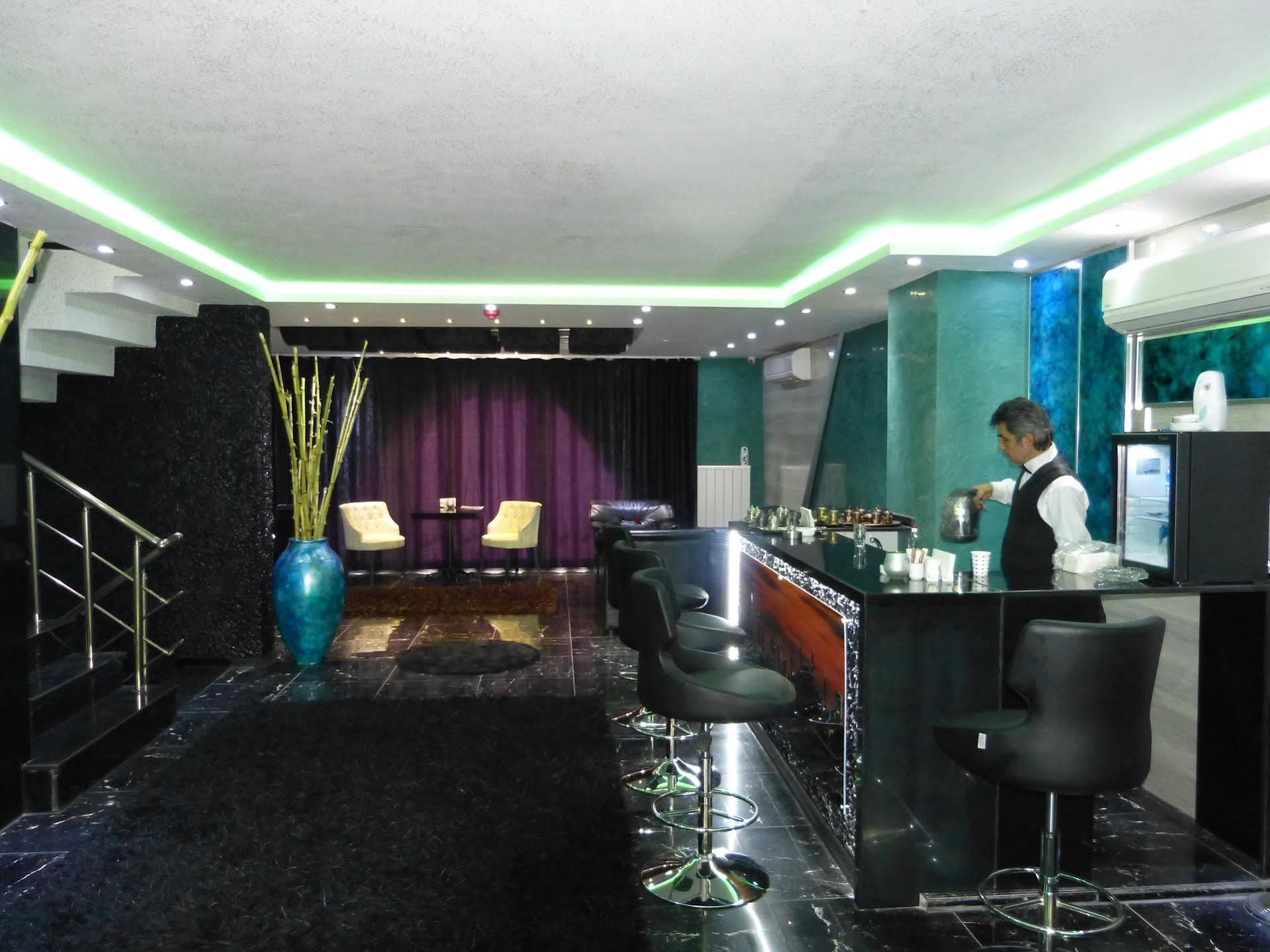 Ag Hotel & Residence Sisli Istanboel Buitenkant foto