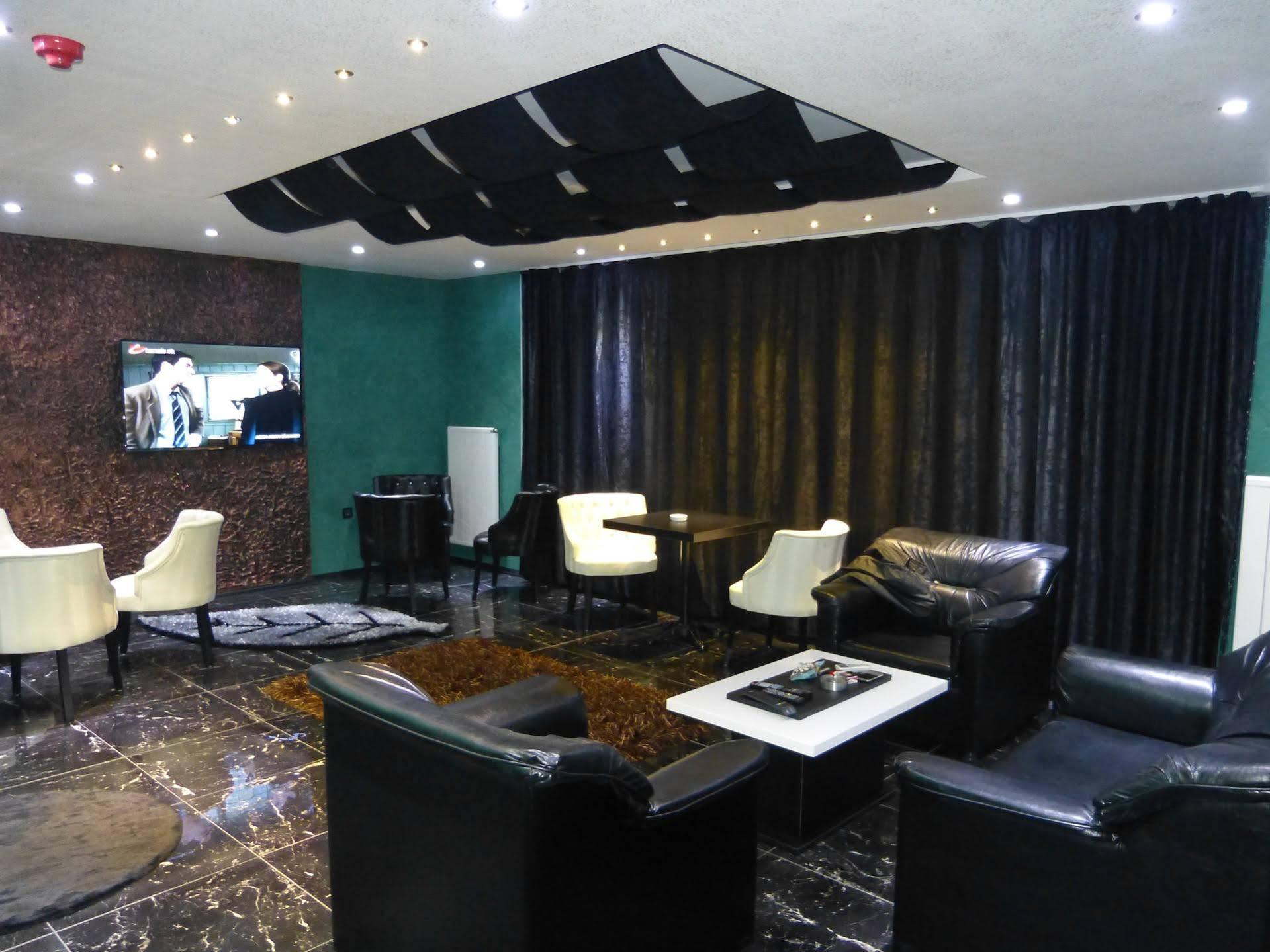 Ag Hotel & Residence Sisli Istanboel Buitenkant foto