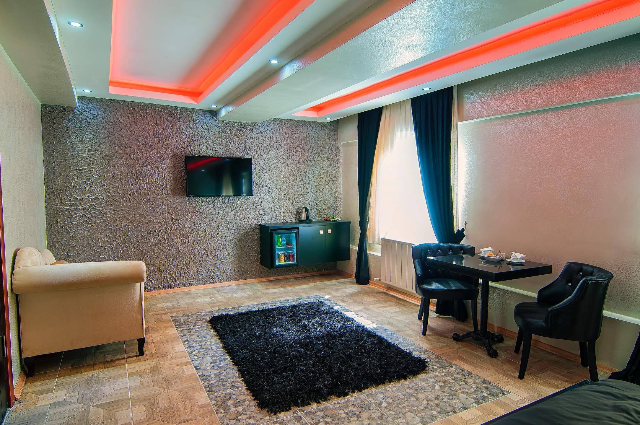 Ag Hotel & Residence Sisli Istanboel Buitenkant foto